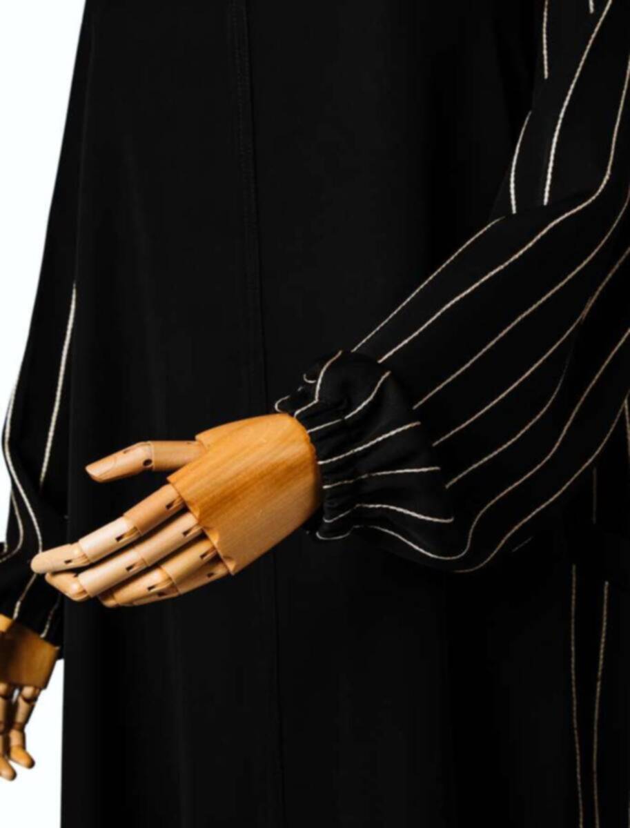 عباية سوداء خليجي