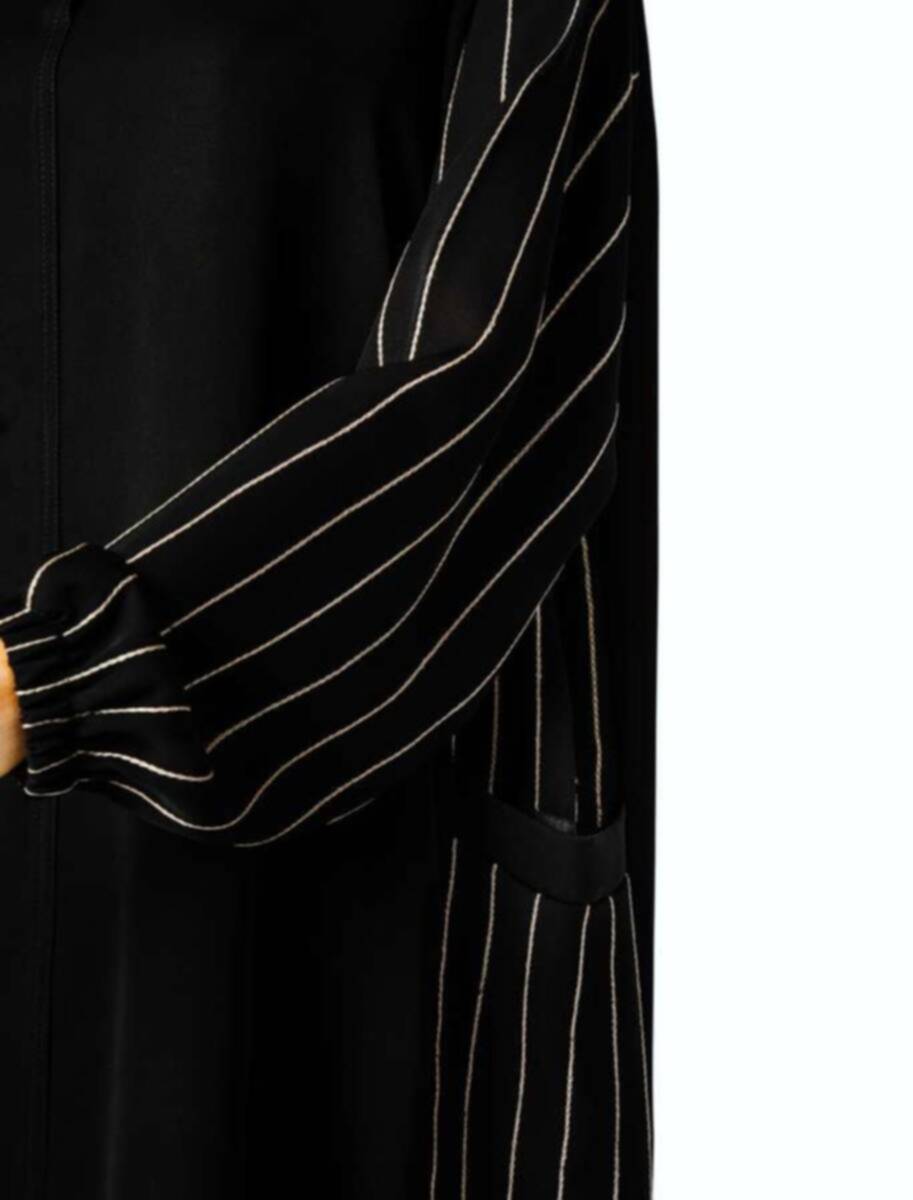 black khaleeji abaya