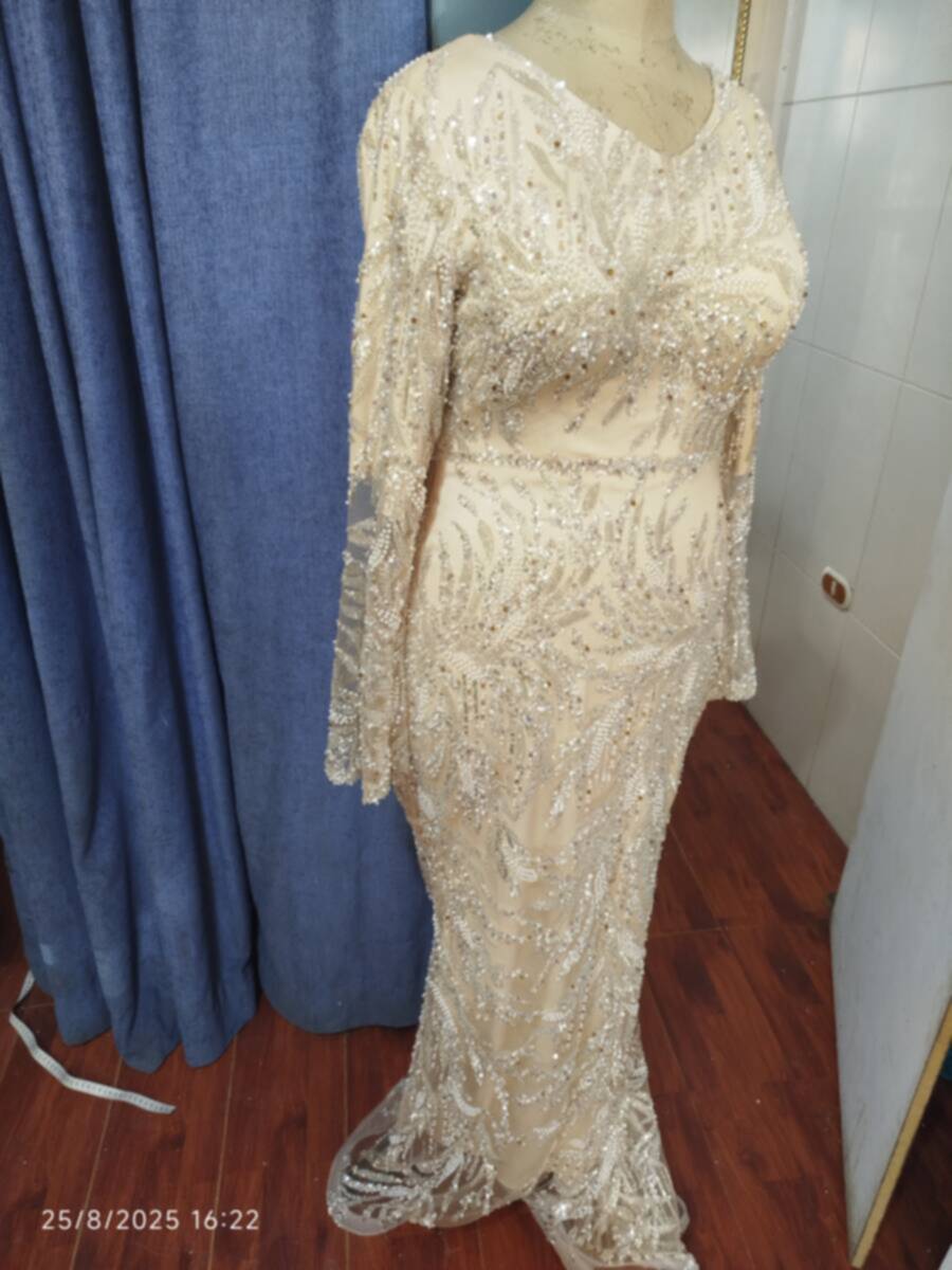 فستان جوبير مطرز